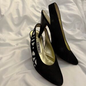 EUC Vintage Escada 80s Suede Sculptural Heel
Slingback Pumps